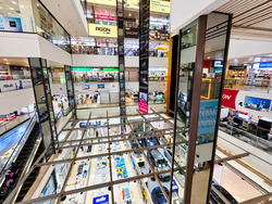 Sim Lim Square (D7), Shop House #612541011